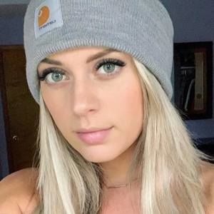 Meet your Posher, Gina